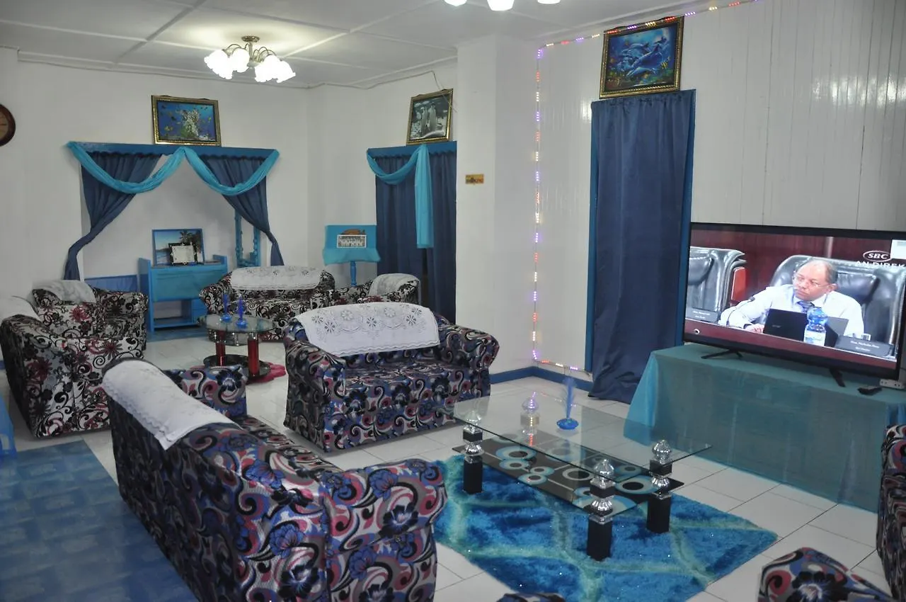 Le Chateau Bleu Anse aux Pins