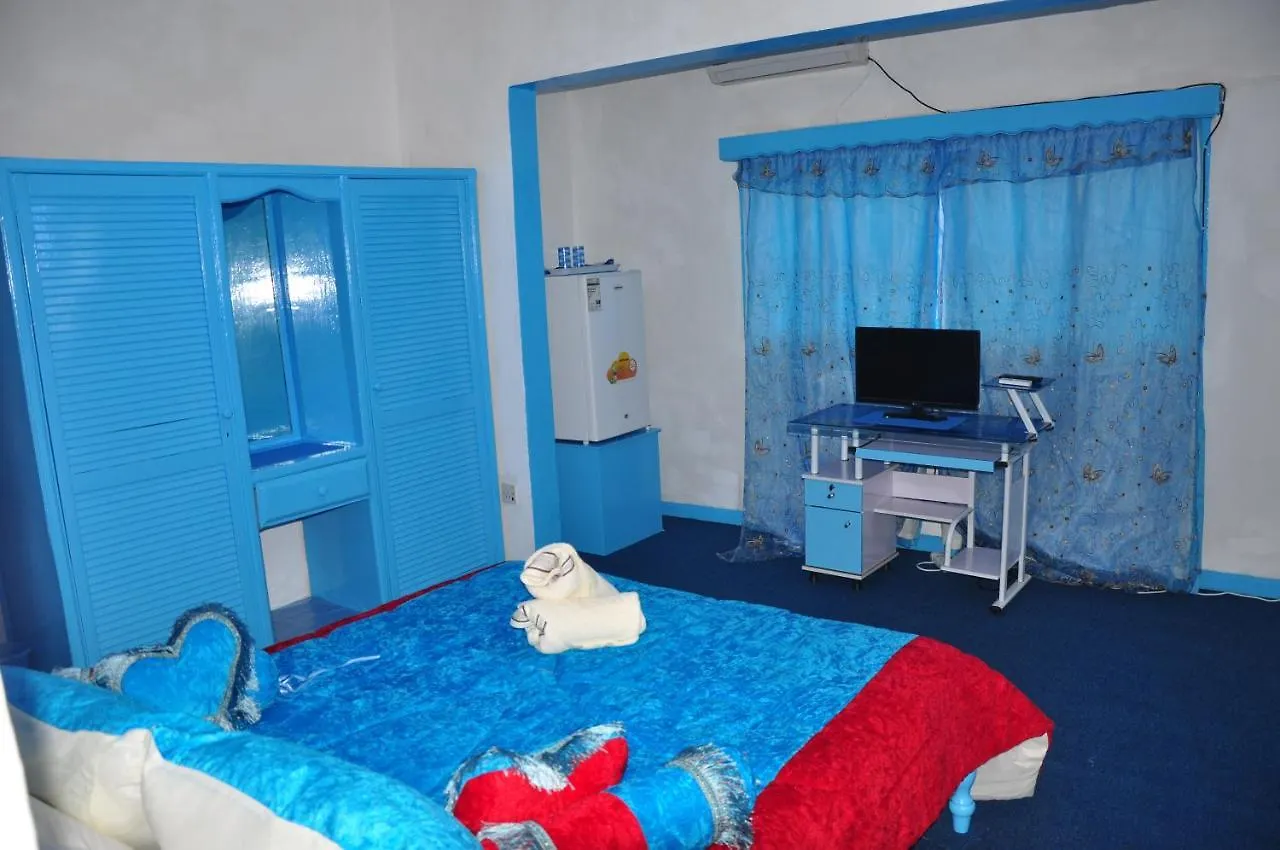 Le Chateau Bleu Anse aux Pins 3*,